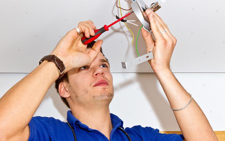 électricien devis Lisses