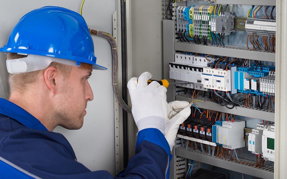 besoin d'un électricien Jouy-sur-Morin